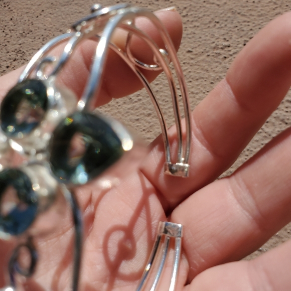 New Absolutely Stunning Paraiba Tourmaline 935 Silver Adjustable Cuff Bracelet. - Picture 2 of 16